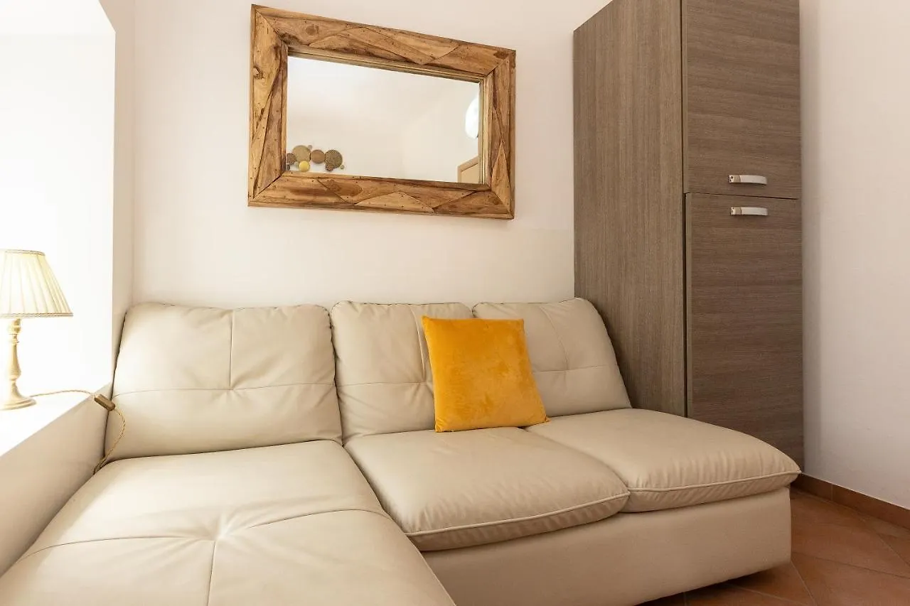 Turati By Rental In Rome Italy