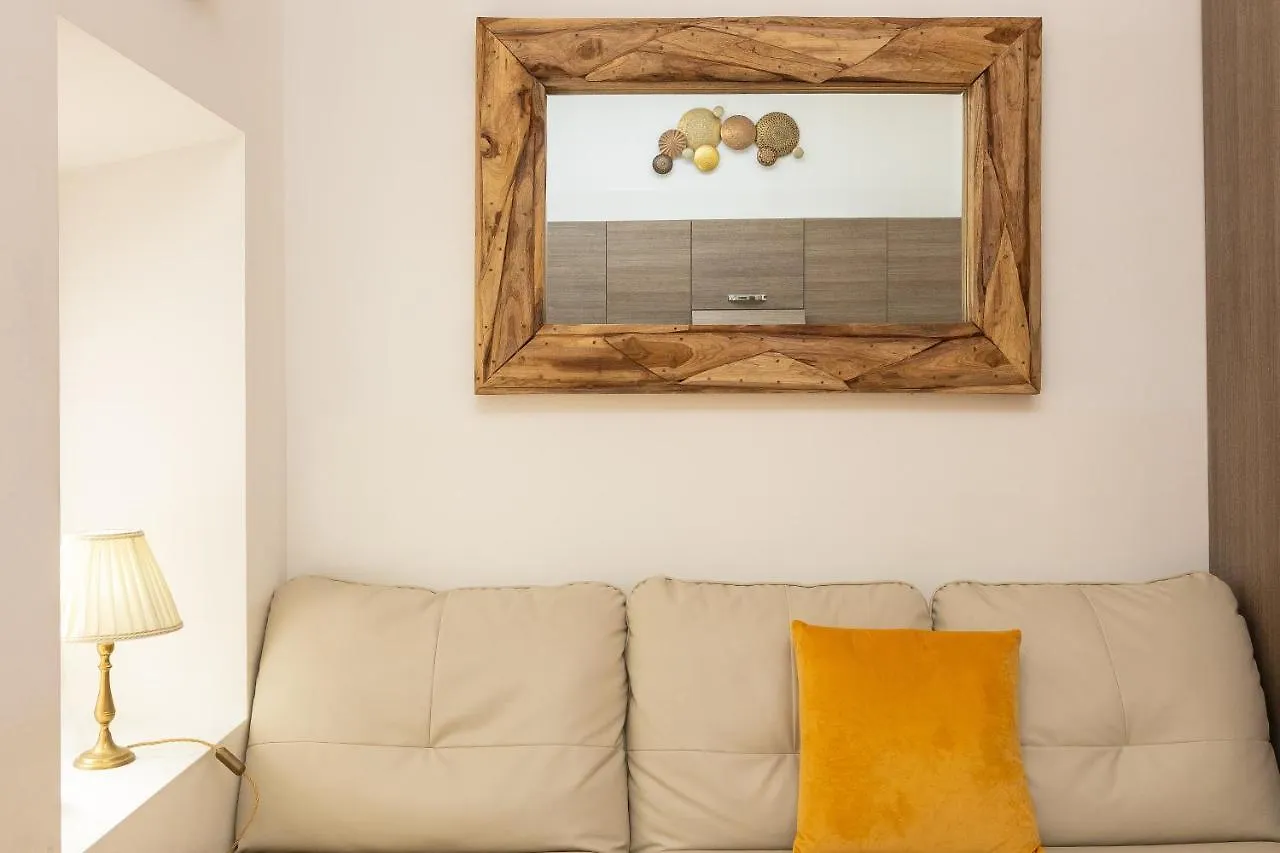 Apartment Turati By Rental In Rome Italy